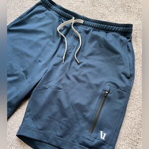 Mens Vuori Sunday Performance Shorts 8” Size Medium Ink Heather EUC